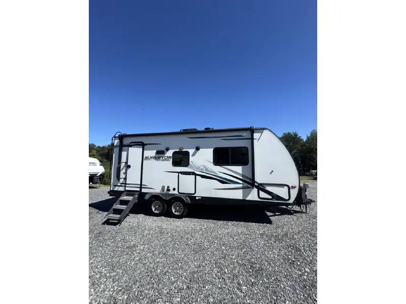 2021 FOREST RIVER SURVEYOR LEGEND 202RBLE