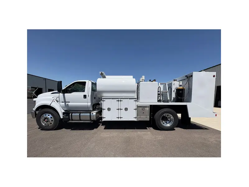 2026 FORD F750