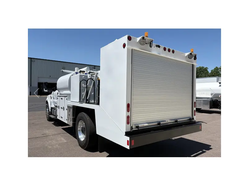 2026 FORD F750