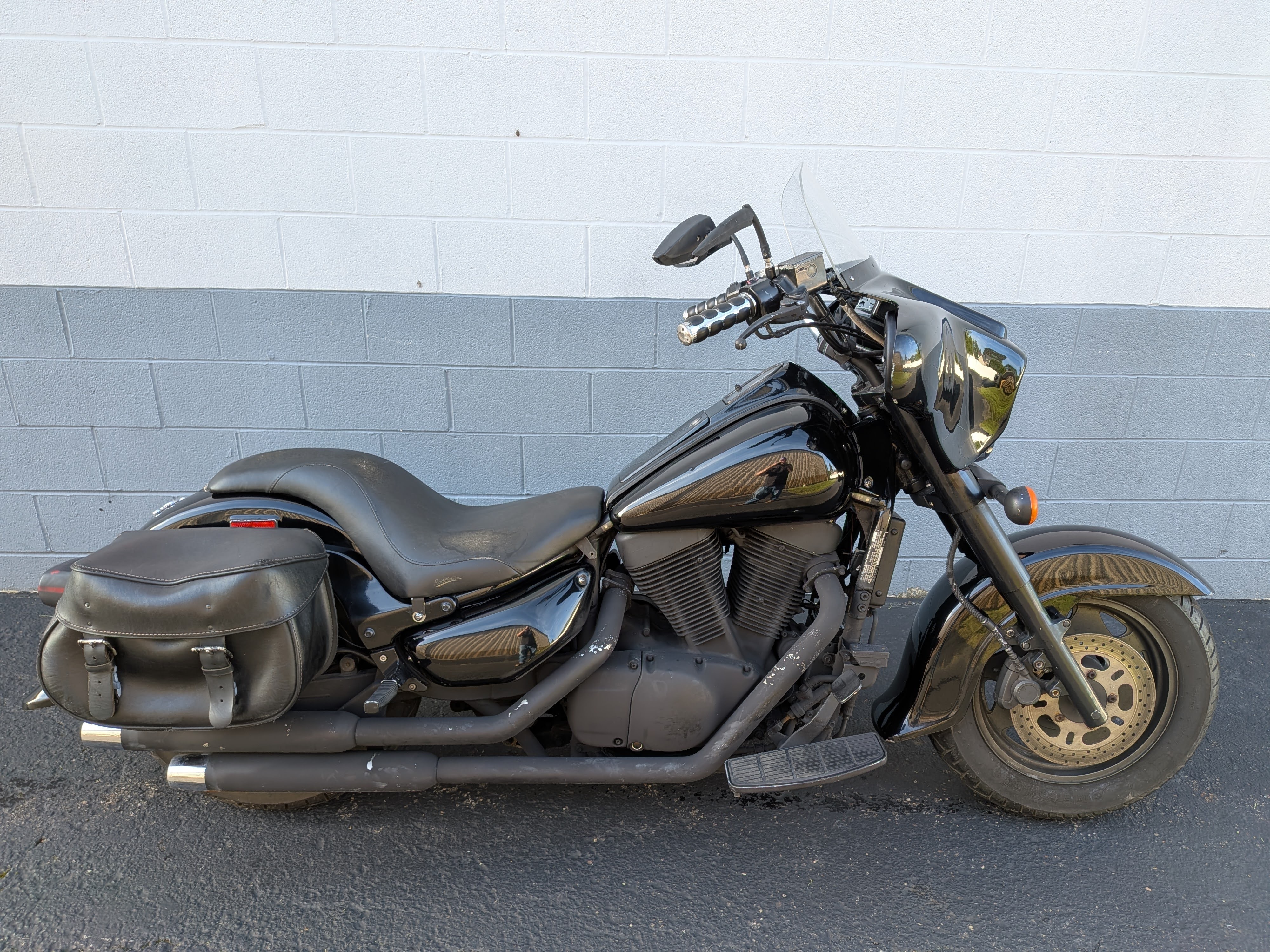 2000 Suzuki Intruder 1500 1500 in Warren, OH