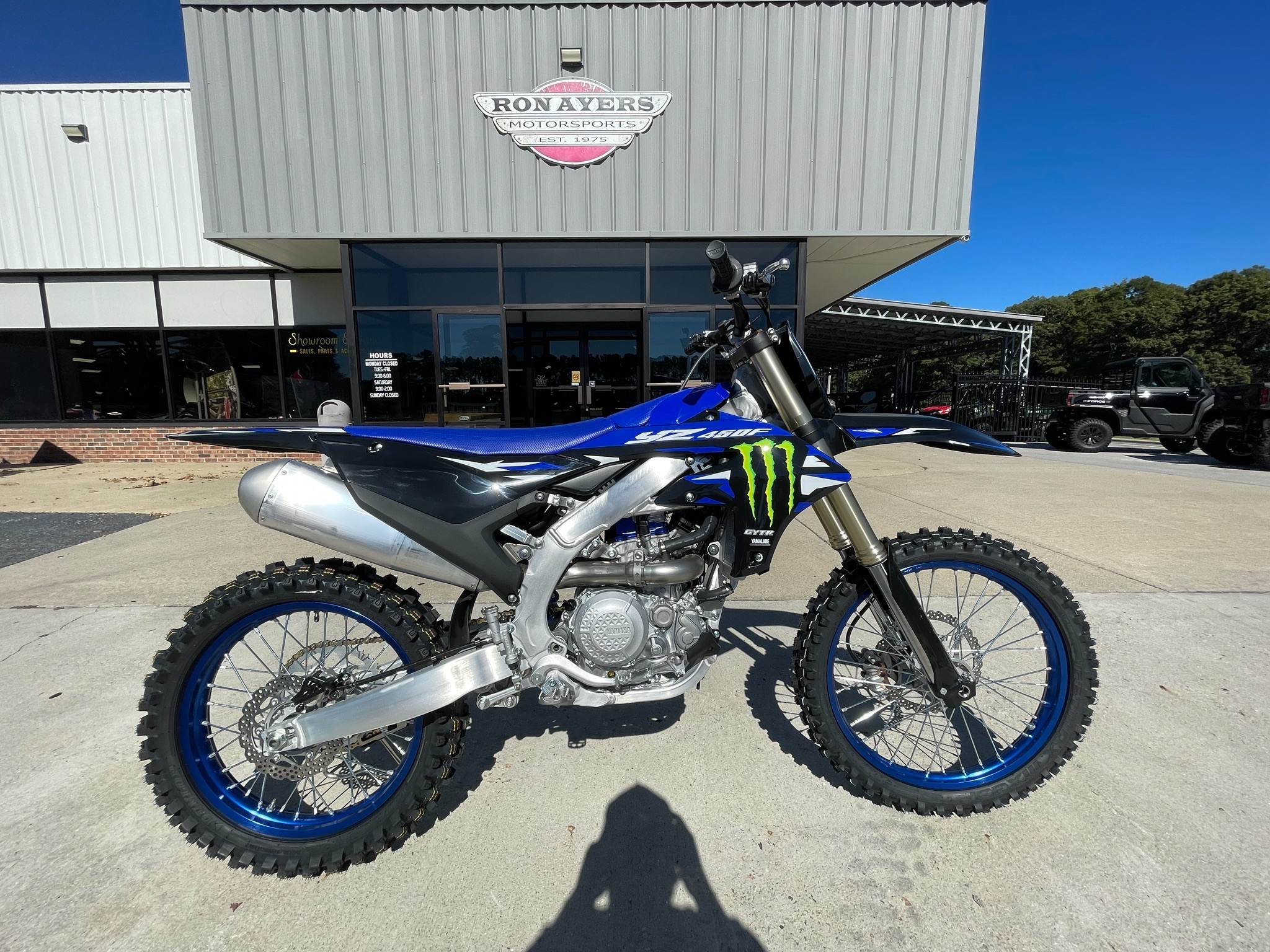 2027 Yamaha YZ450F Monster Energy Edition Mx motorcycle