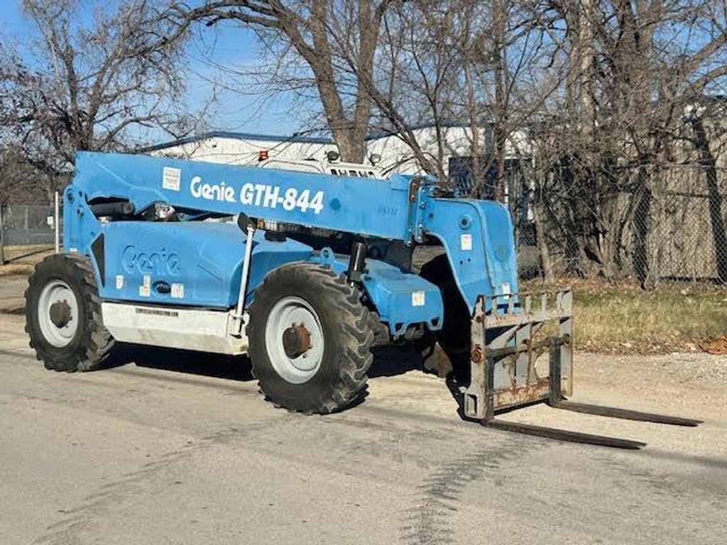 2013 GENIE GTH844 in Oklahoma City, OK