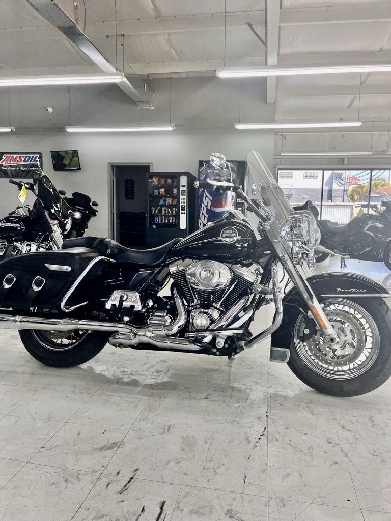 2009 Harley-Davidson ROAD KING in Pasadena, TX