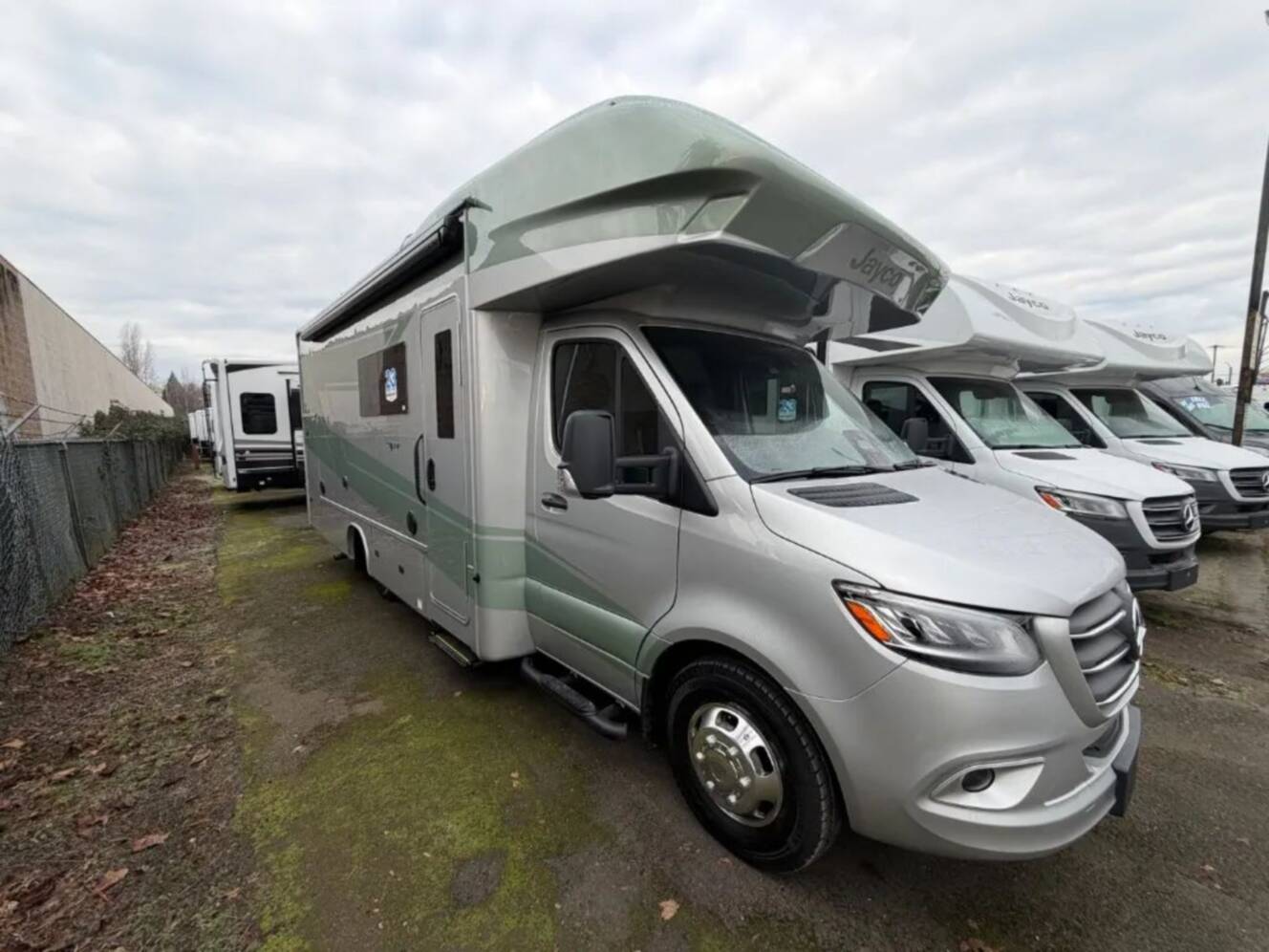 A photo of this 2026 Jayco Melbourne Prestige 25MP