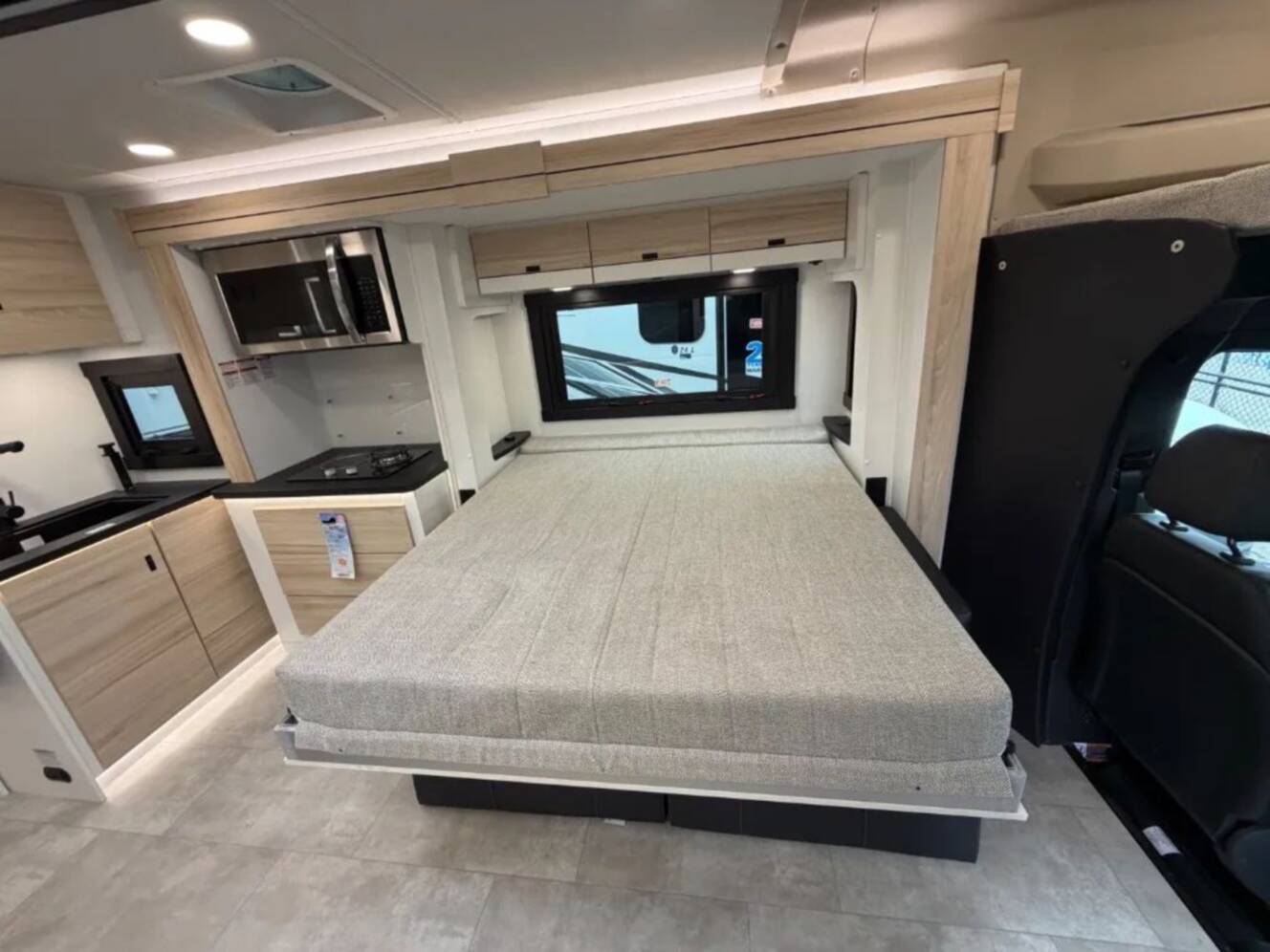 A photo of this 2026 Jayco Melbourne Prestige 25MP