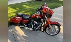 2014 Harley-Davidson ROAD KING CVO Touring motorcycle