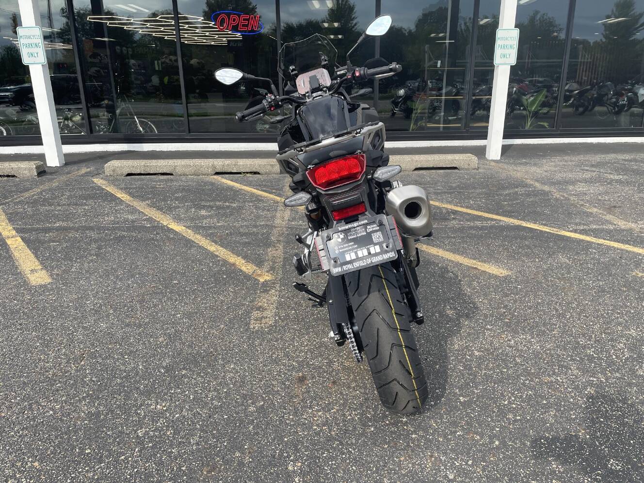 A photo of this 2026 BMW F 800 GS