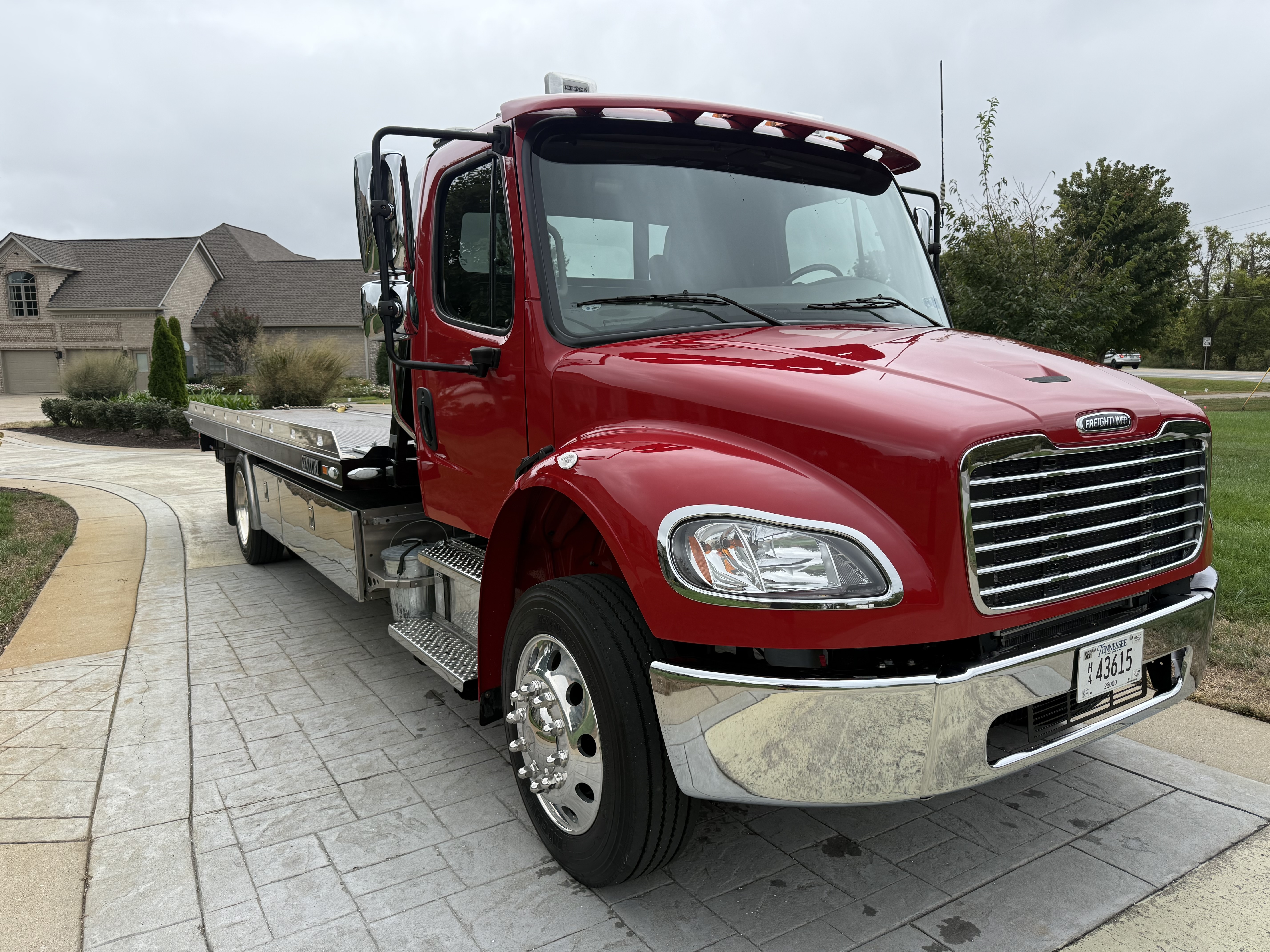2024 FREIGHTLINER BUSINESS CLASS M2 in Hendersonville, TN