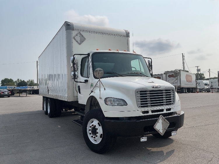 2020 FREIGHTLINER BUSINESS CLASS M2 106 in Fort Wayne, IN
