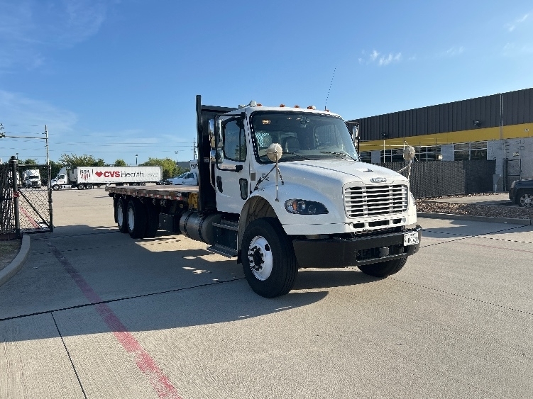 2021 FREIGHTLINER BUSINESS CLASS M2 106 in Houston, TX