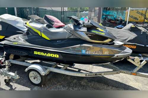 2015 Sea-Doo GTX Limited iSâ„¢ 260 in oakdale NY