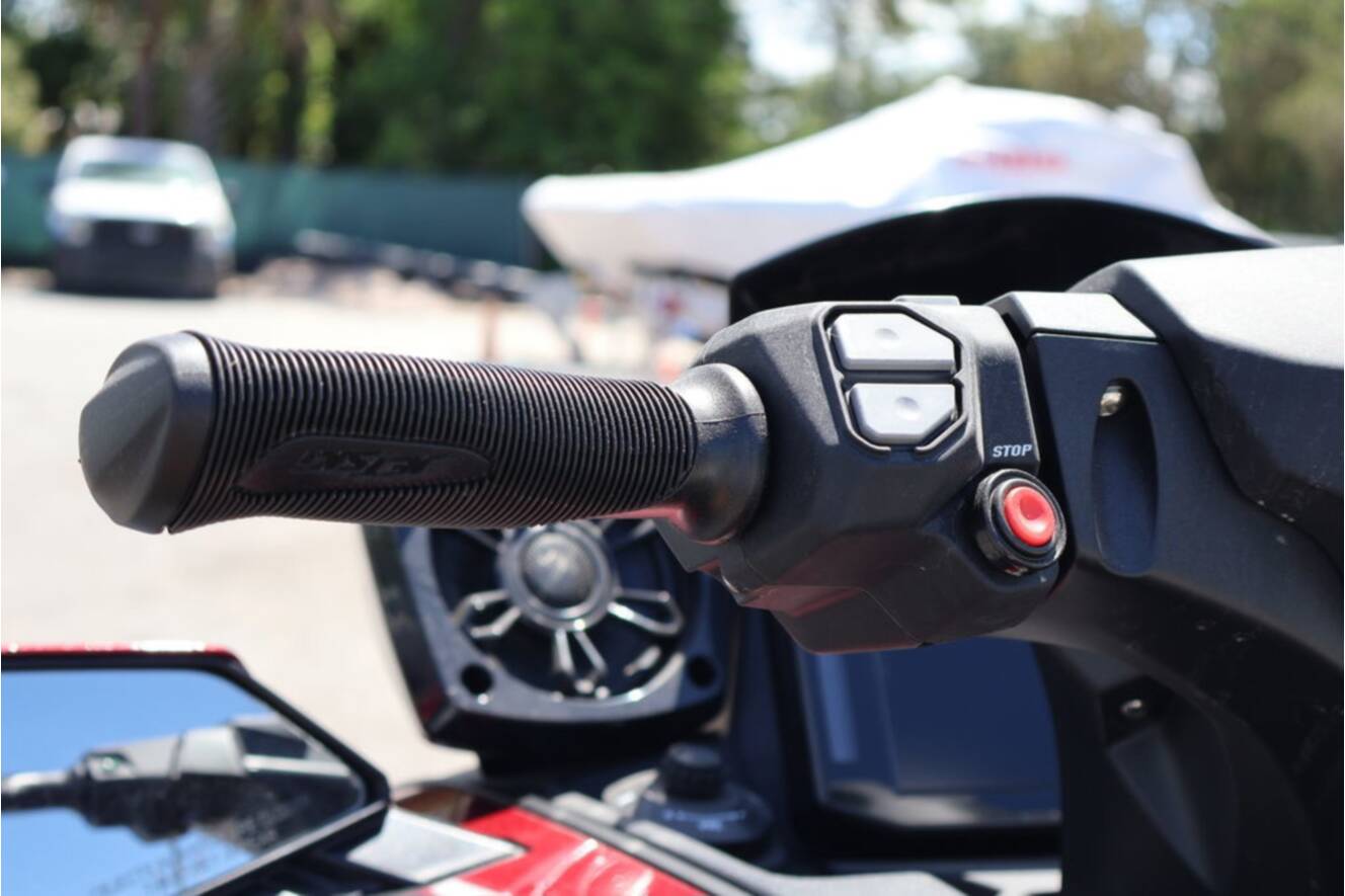 A photo of this 2026 Kawasaki Jet Ski Ultra 310 LX