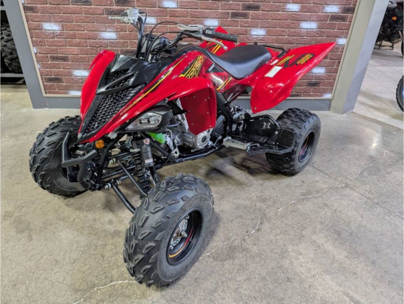 A photo of this 2025 Yamaha Raptor 700R SE