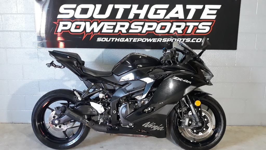 2024 Kawasaki NINJA ZX400 ABS ABS in Southgate, MI