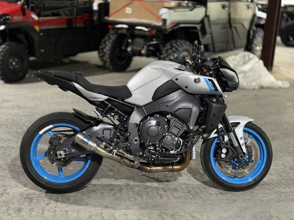 2025 Yamaha MT 10 10 in La Marque, TX