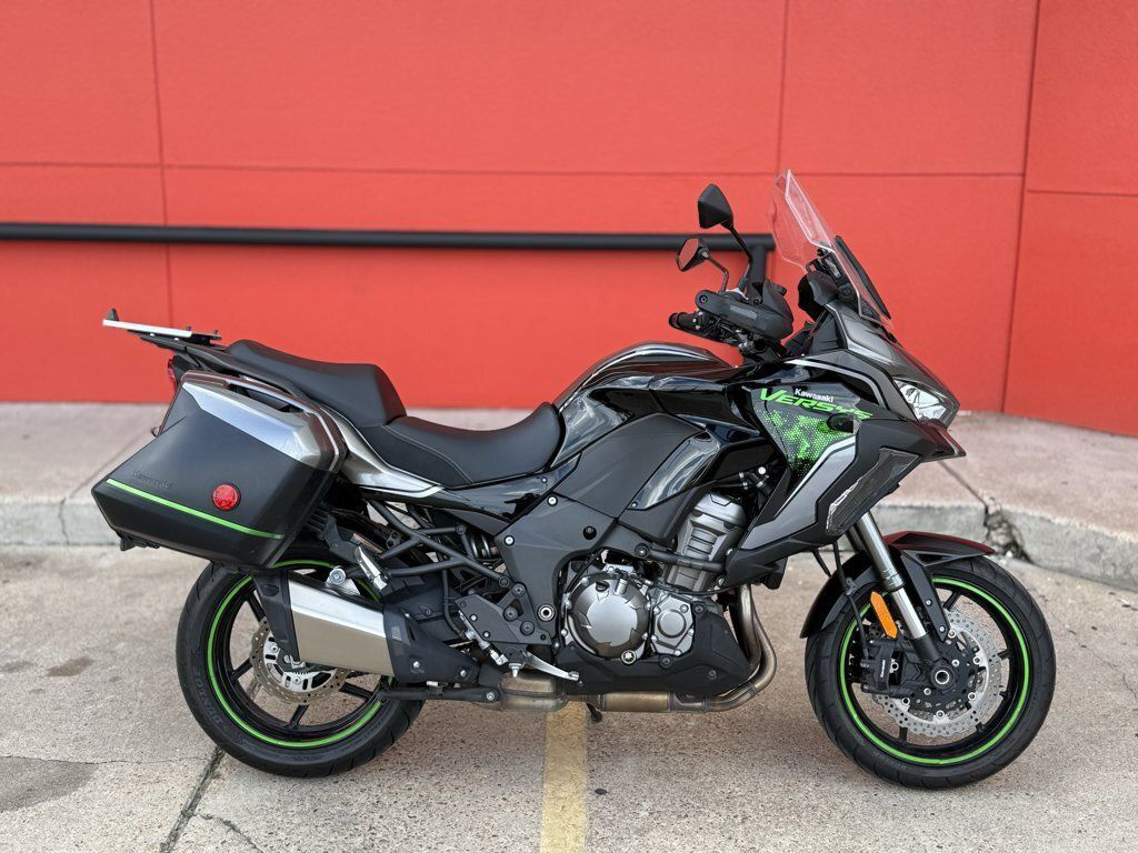 2023 Kawasaki Versys 1000 SE LT+ 1000 SE LT+ in La Marque, TX