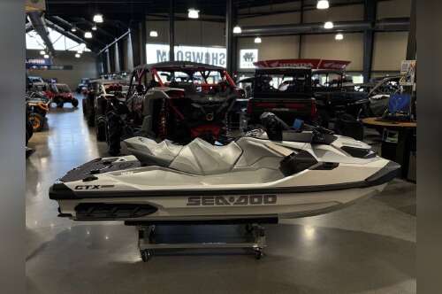 2026 Sea-Doo GTX Limited 325 White Pearl Premium in la marque TX
