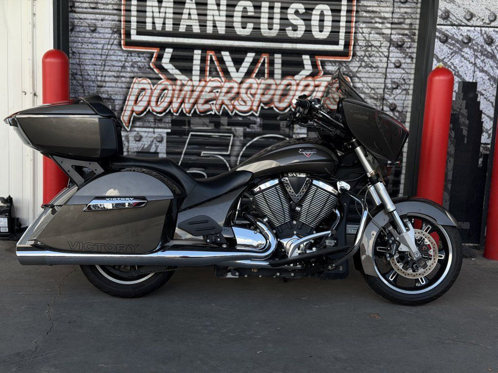 2013 Victory Motorcycles Cross Country Tour Bronze Mist TOUR in La Marque, TX
