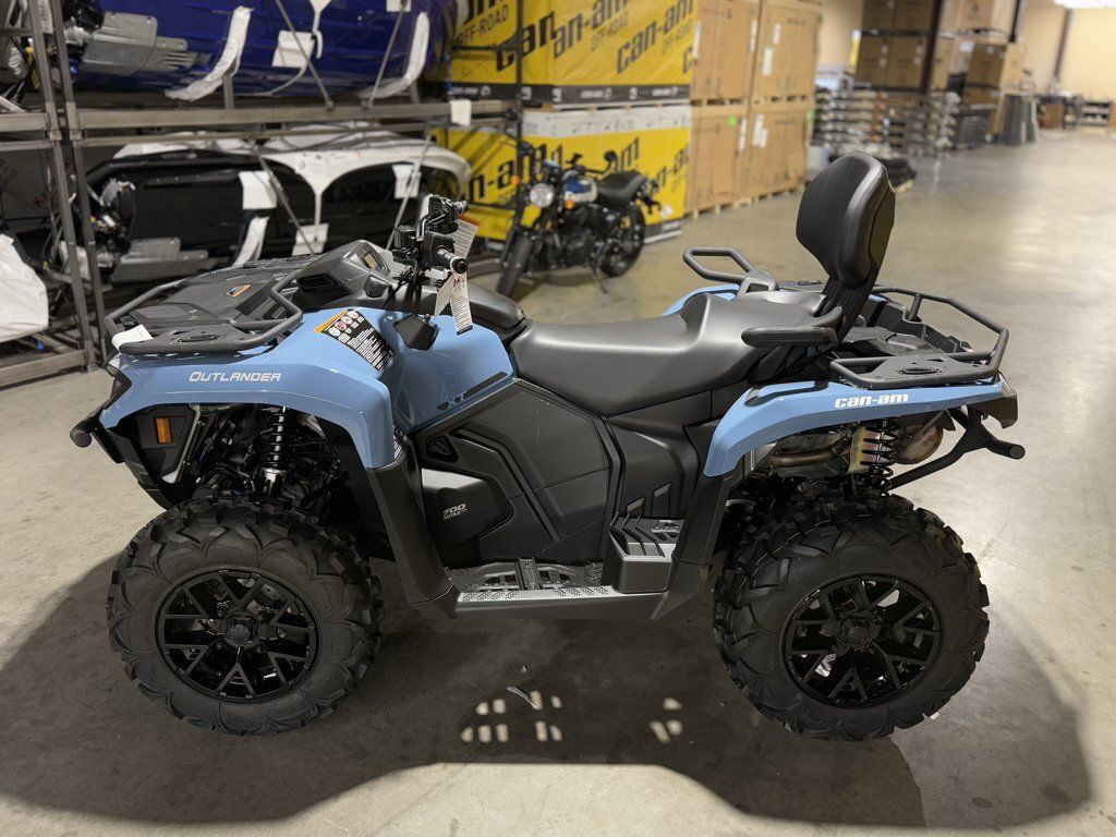 2026 Can-Am Outlander MAX XT 700 in la marque TX
