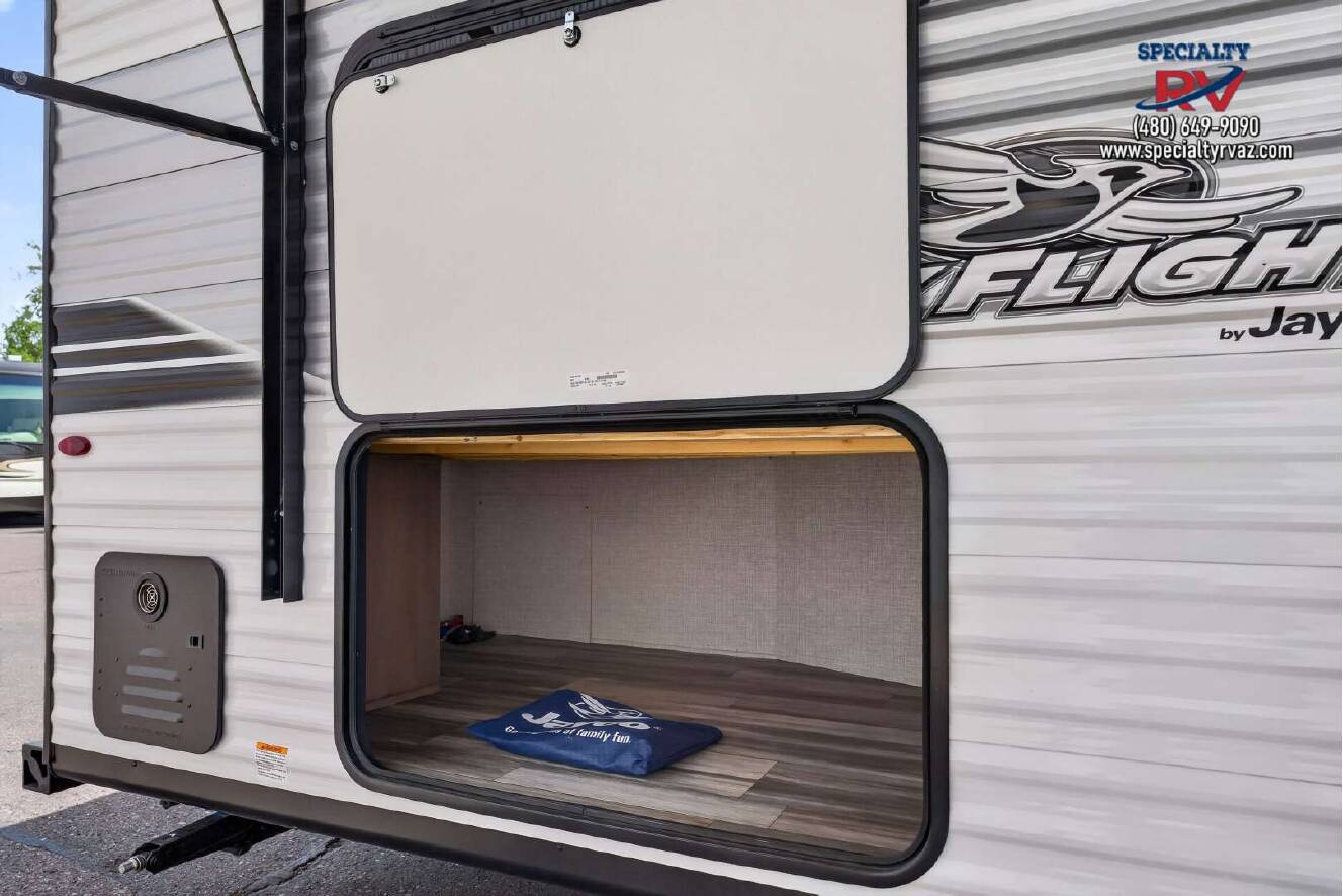 A photo of this 2025 Jayco Jay Flight SLX 260BHW