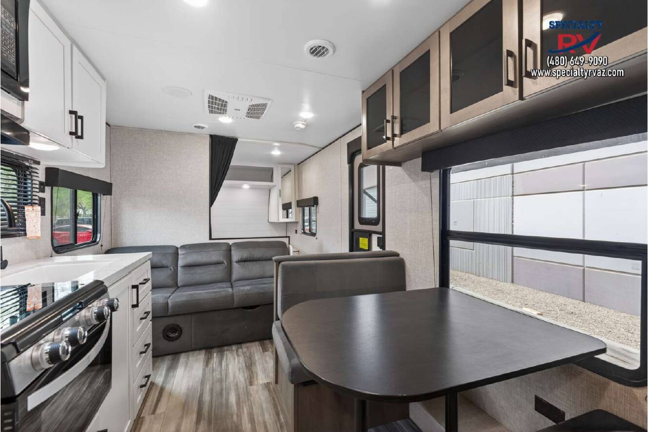 A photo of this 2025 Jayco Jay Flight SLX 260BHW
