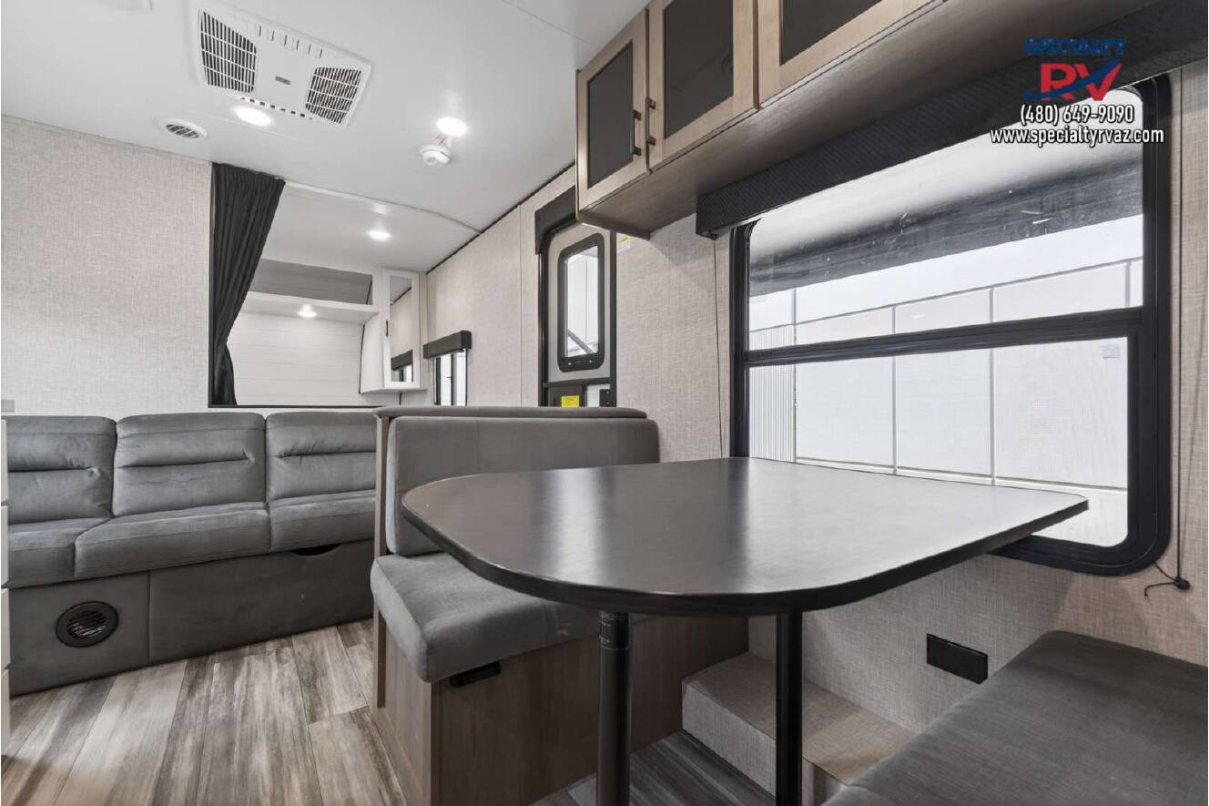 A photo of this 2025 Jayco Jay Flight SLX 260BHW