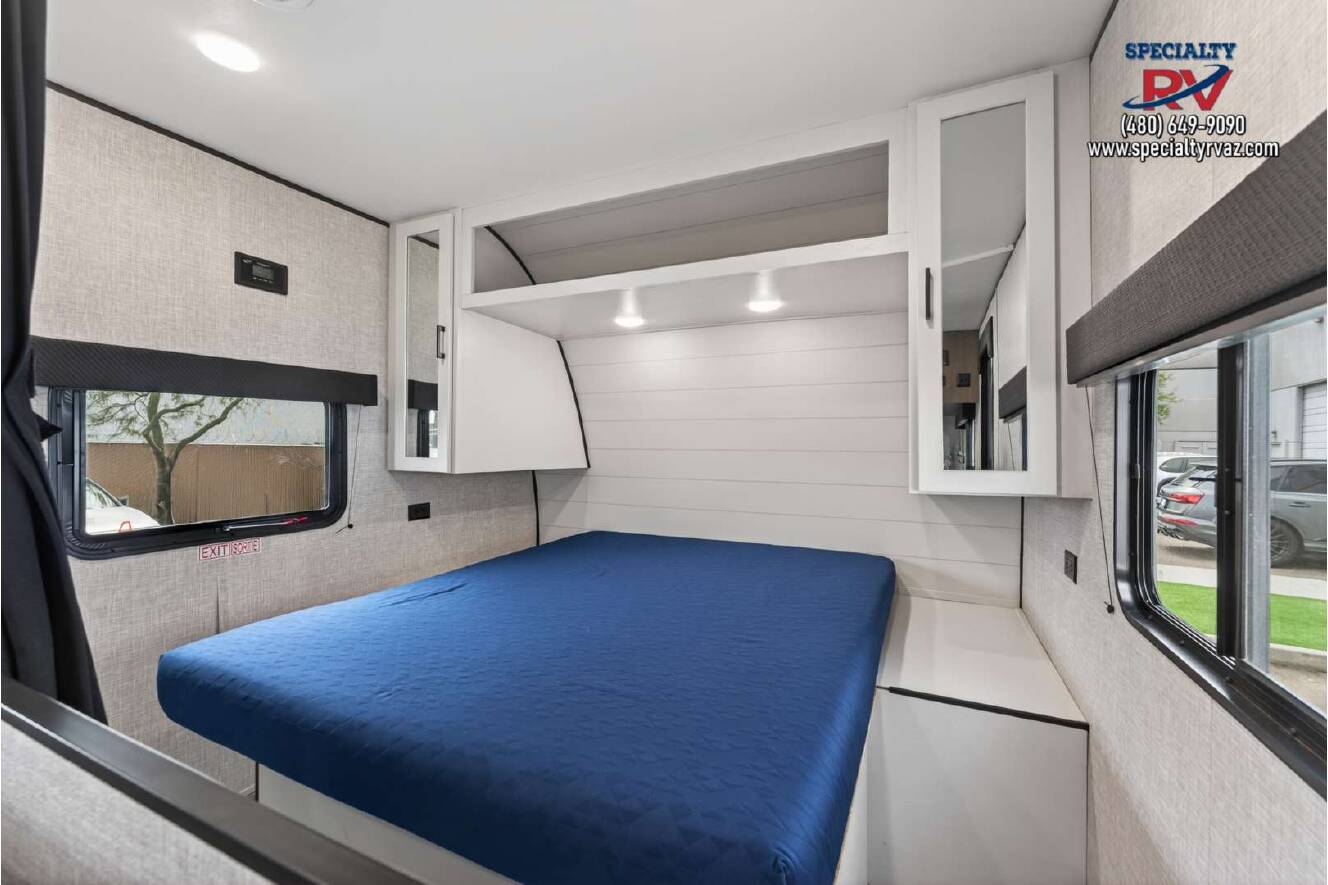 A photo of this 2025 Jayco Jay Flight SLX 260BHW
