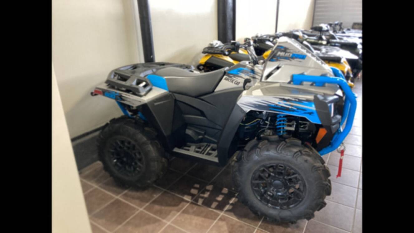 A photo of this 2023 Arctic Cat® Alterra 600 Mud Pro