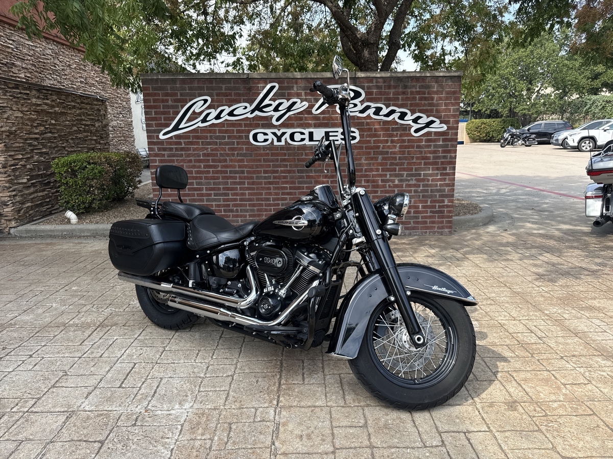 2019 Harley-Davidson HERITAGE CLASSIC 114 Cruiser motorcycle