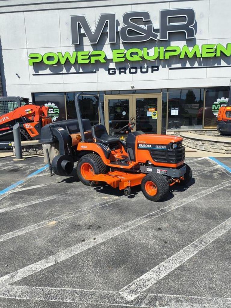 2001 Kubota BX2200 in Butler, PA