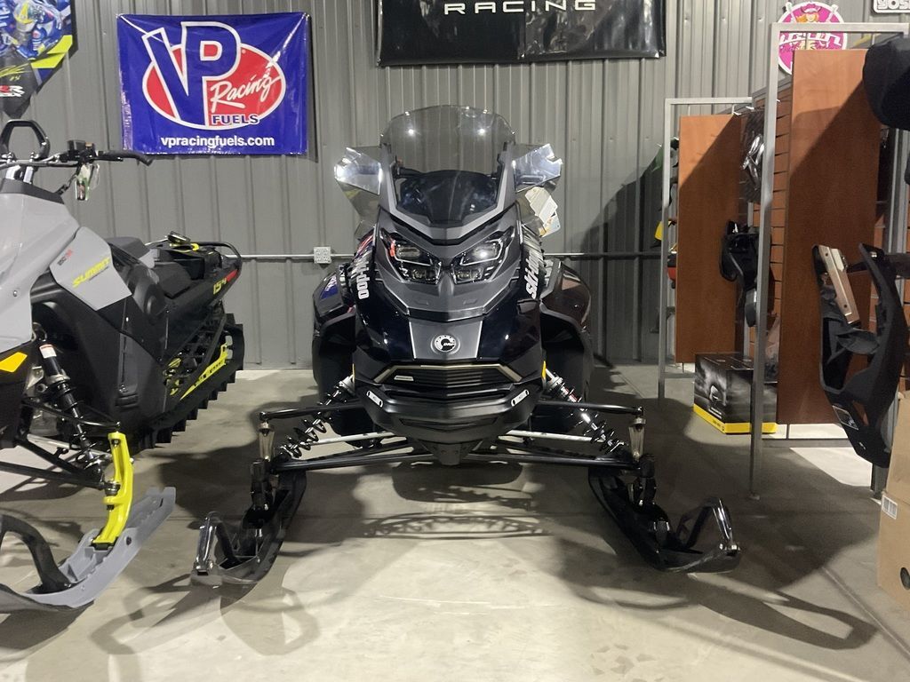 2026 Ski-Doo Renegade® Adrenaline® with Enduro Package 850 E-TEC in cedar falls IA