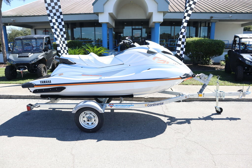 2006 Yamaha Waverunners GP 1900 C-CA 1300 in homosassa FL