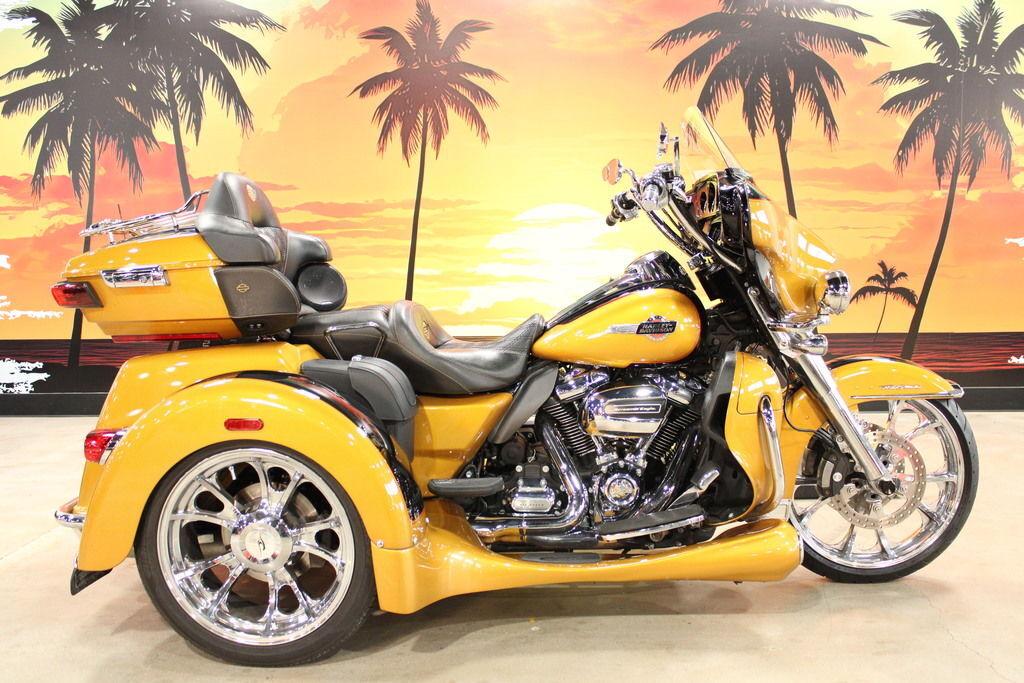 2023 Harley-Davidson® FLHTCUTG - Tri Glide® Ultra ULTRA CLASSIC in ormond beach FL