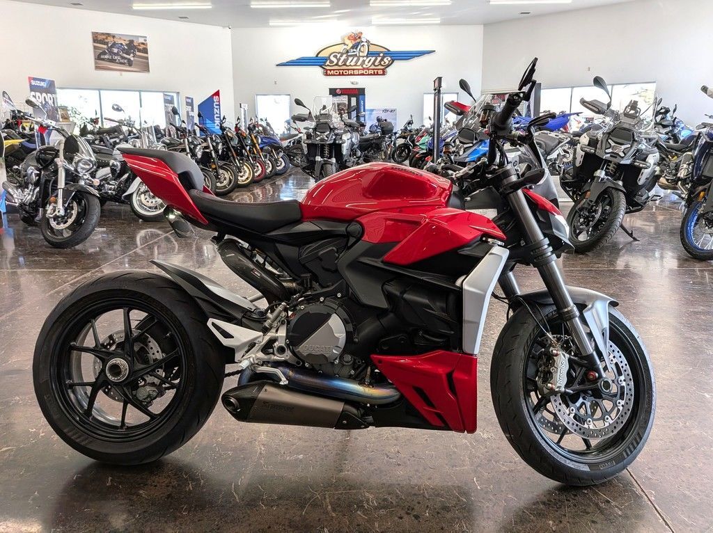 2022 Ducati Streetfighter V2 Ducati Red V2 in Sturgis, SD