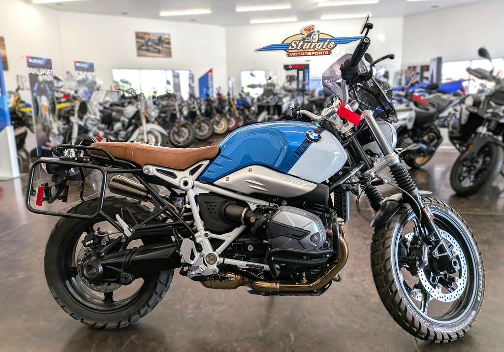 2022 BMW R nineT Scrambler 719 Cosmic Blue Metallic / Light Whit in sturgis SD