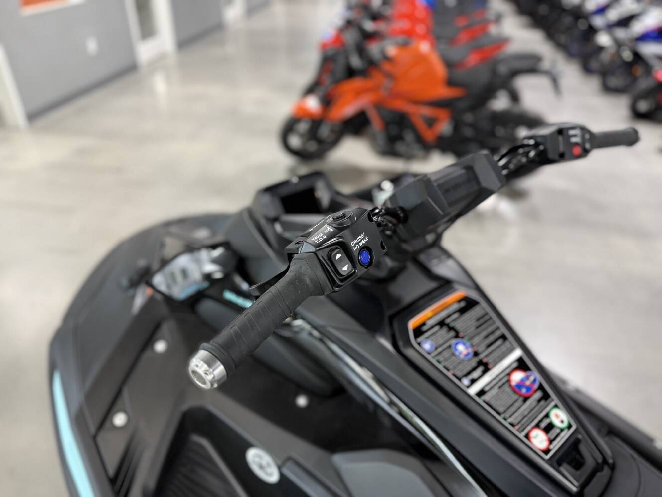 A photo of this 2027 Yamaha JetBlaster PRO 3-UP