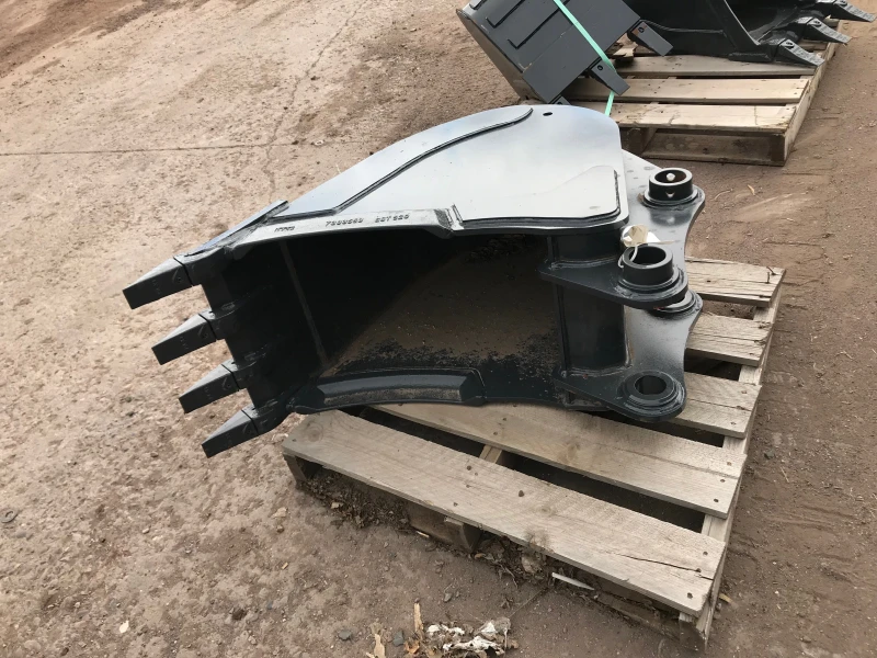 Bobcat 18 in. Pin-On Trenching Bucket