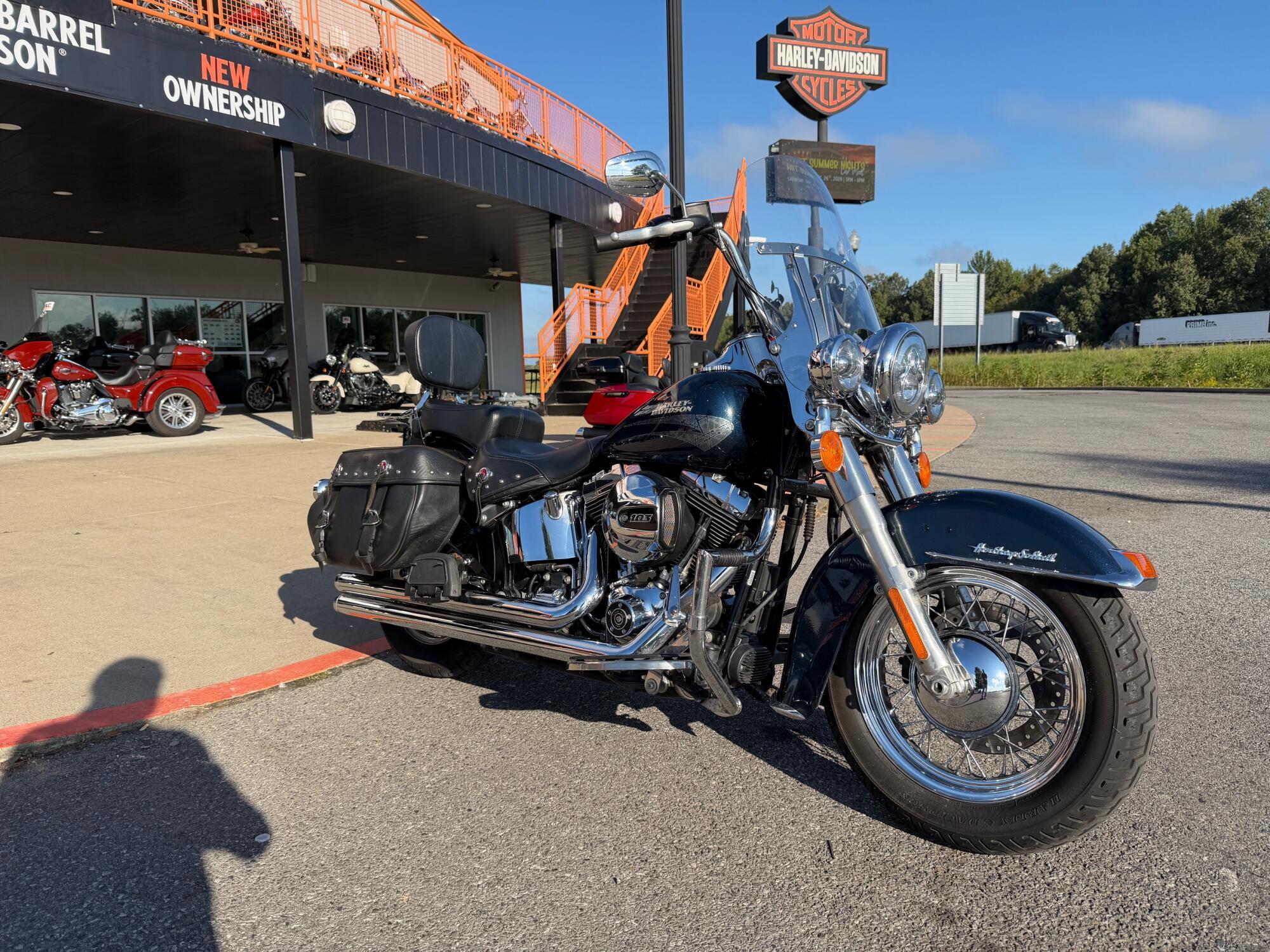 2016 Harley-Davidson Heritage Softail Classic CLASSIC in Winterville, NC