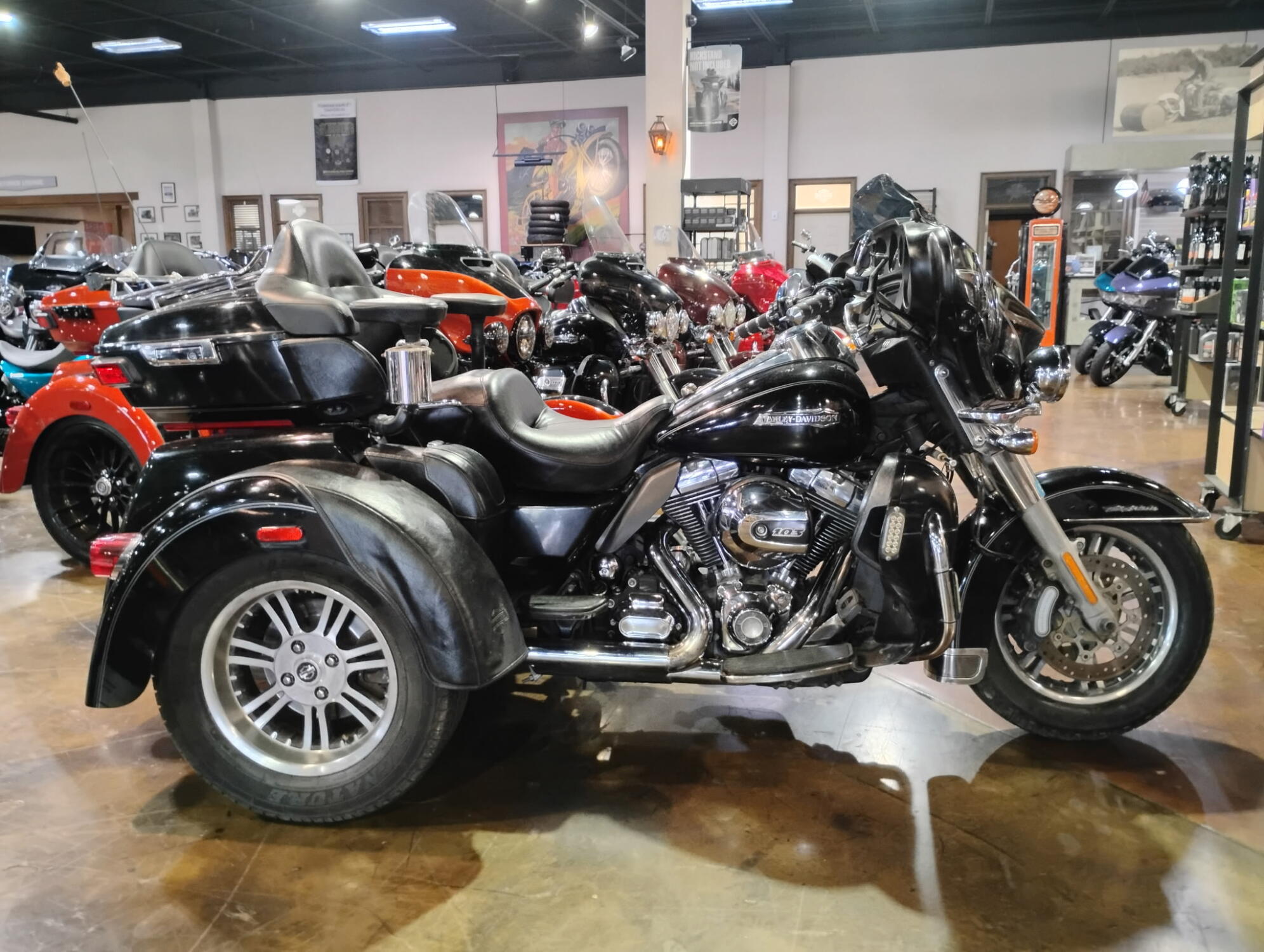2014 Harley-Davidson Tri Glide Ultra ULTRA CLASSIC in Winterville, NC