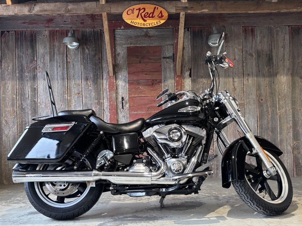 2015 Harley-Davidson® FLD - Dyna® Switchback in Simpsonville, SC