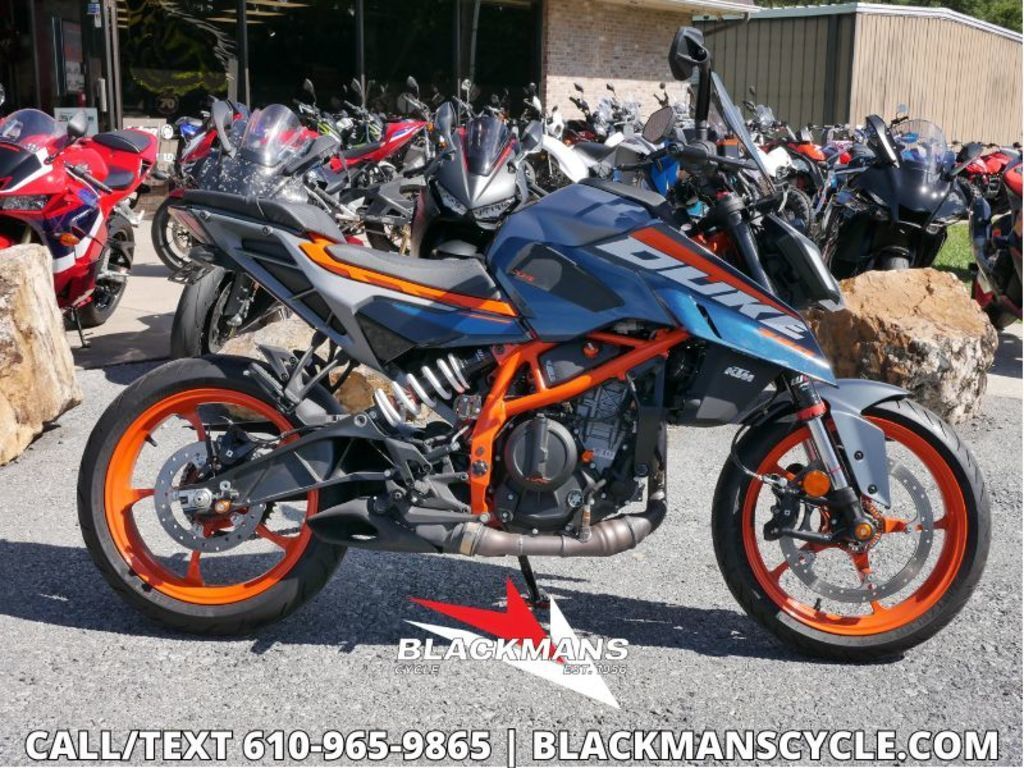 2024 KTM 390 Duke DUKE in Emmaus, PA