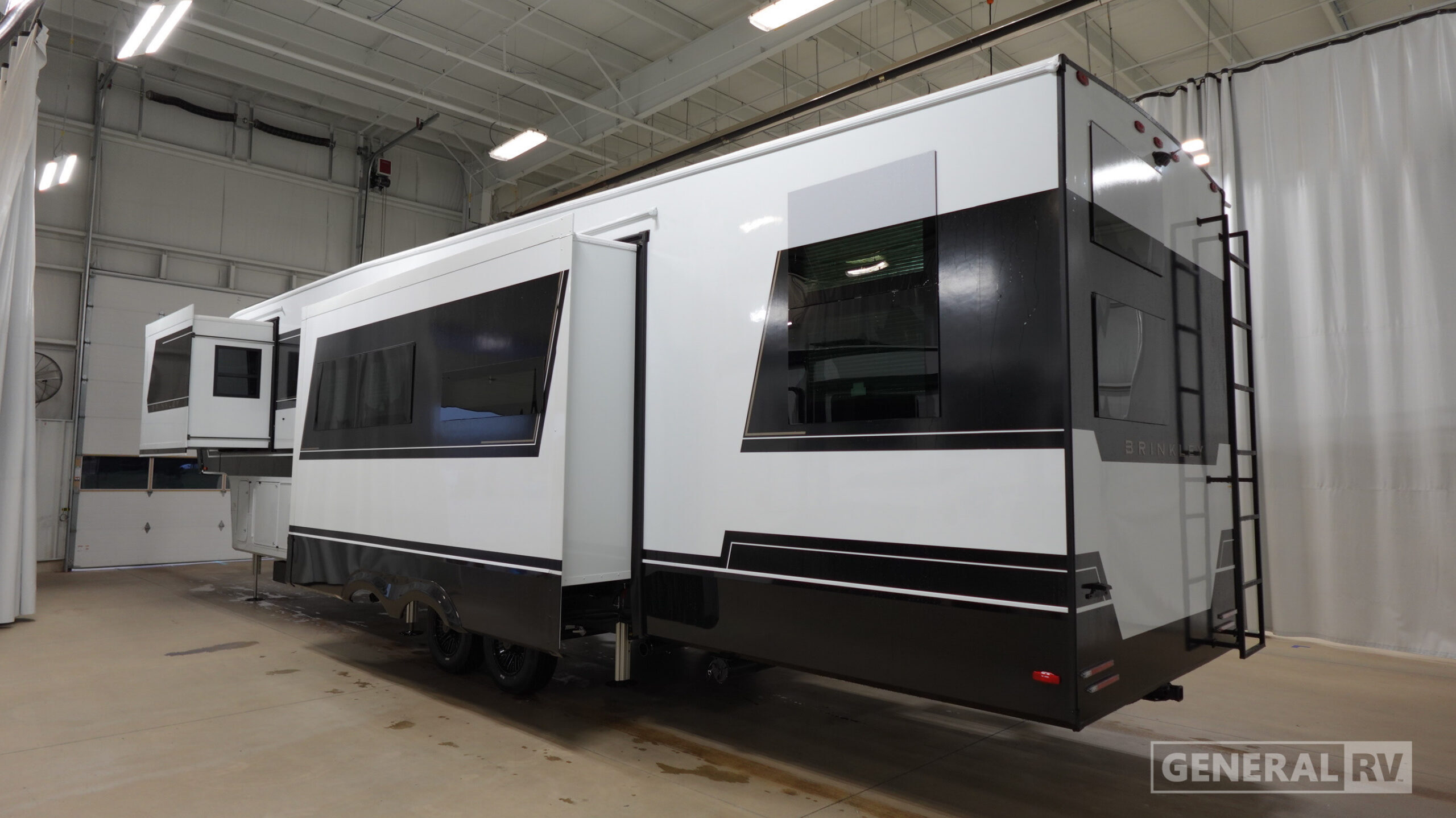 2027 Brinkley MODEL Z 3510 in north canton OH