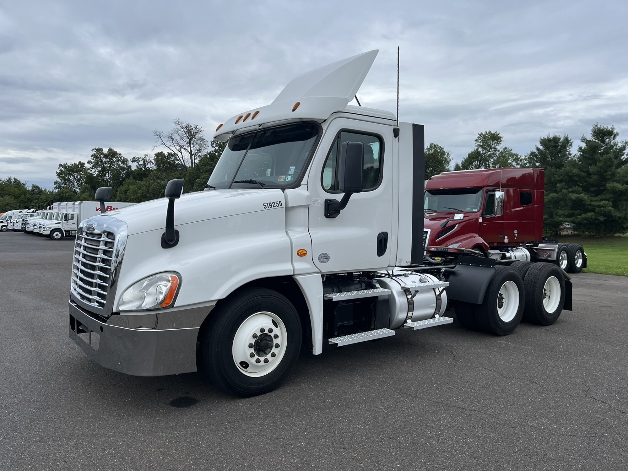 2019 FREIGHTLINER CASCADIA 125 in Souderton, PA