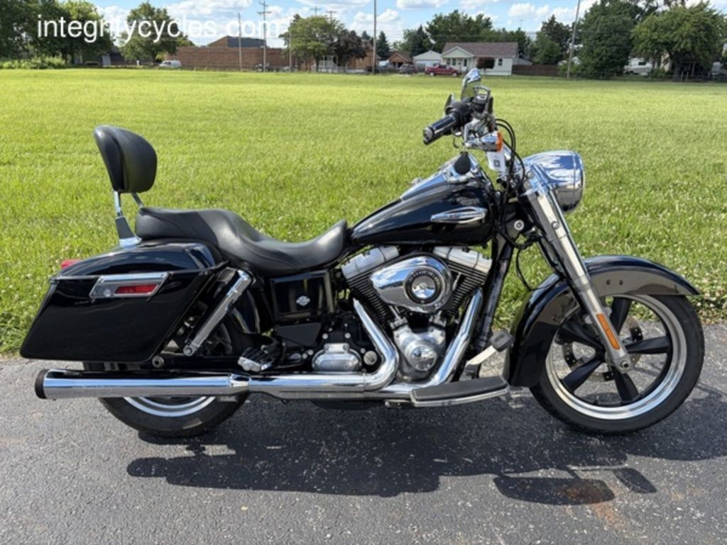 2012 Harley-Davidson® FLD - Dyna® Switchback in Lewis Center, OH
