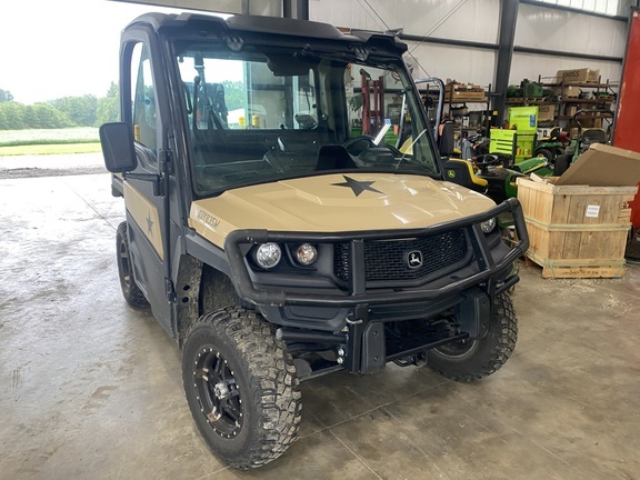 2022 John Deere XUV 835M in Zanesville, OH