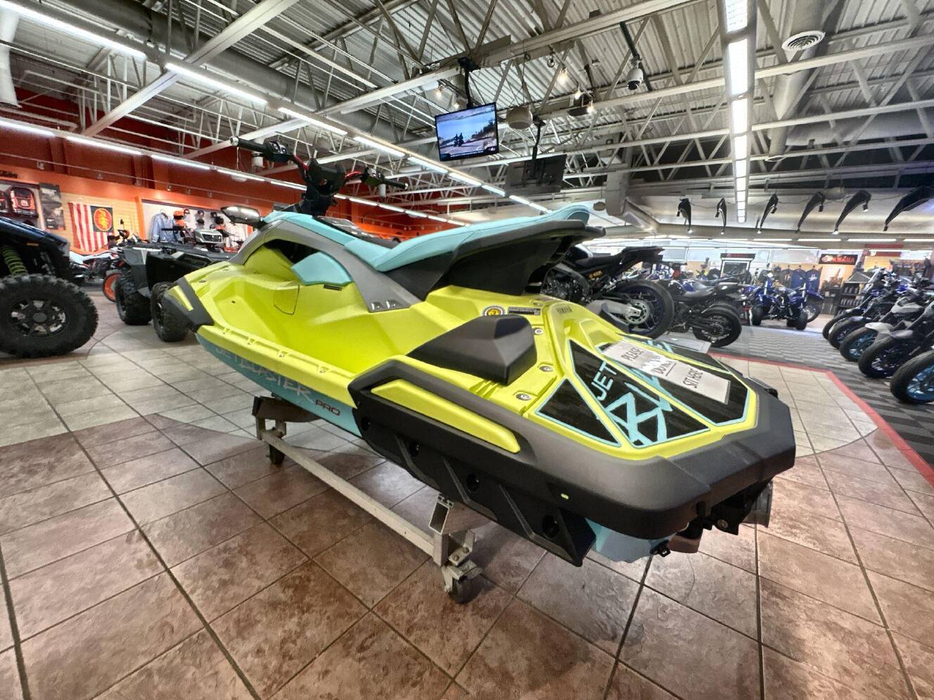A photo of this 2025 Yamaha JETBLASTER PRO 2-LUNAR