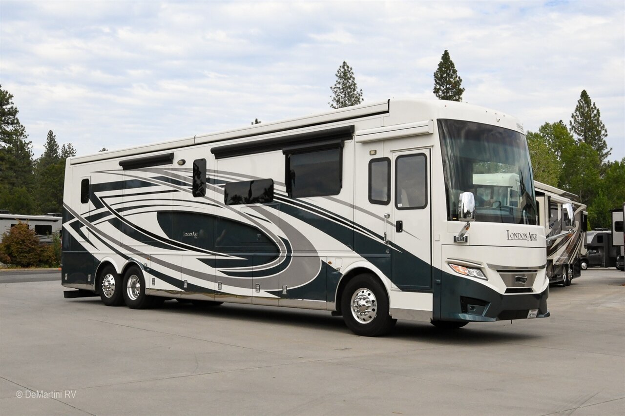 2023 Newmar London Aire 4551 in grass valley CA