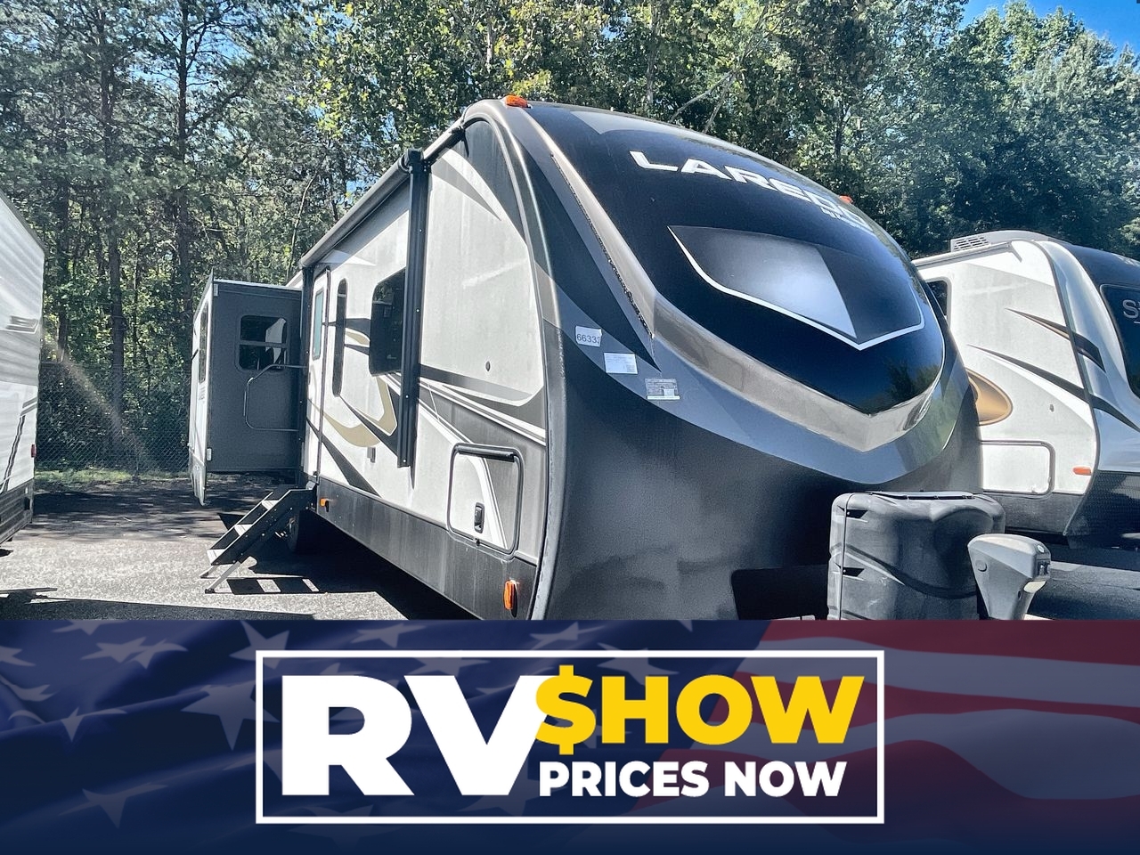 2020 Keystone Laredo Super Lite Travel Trailer 330RL in claremont NC