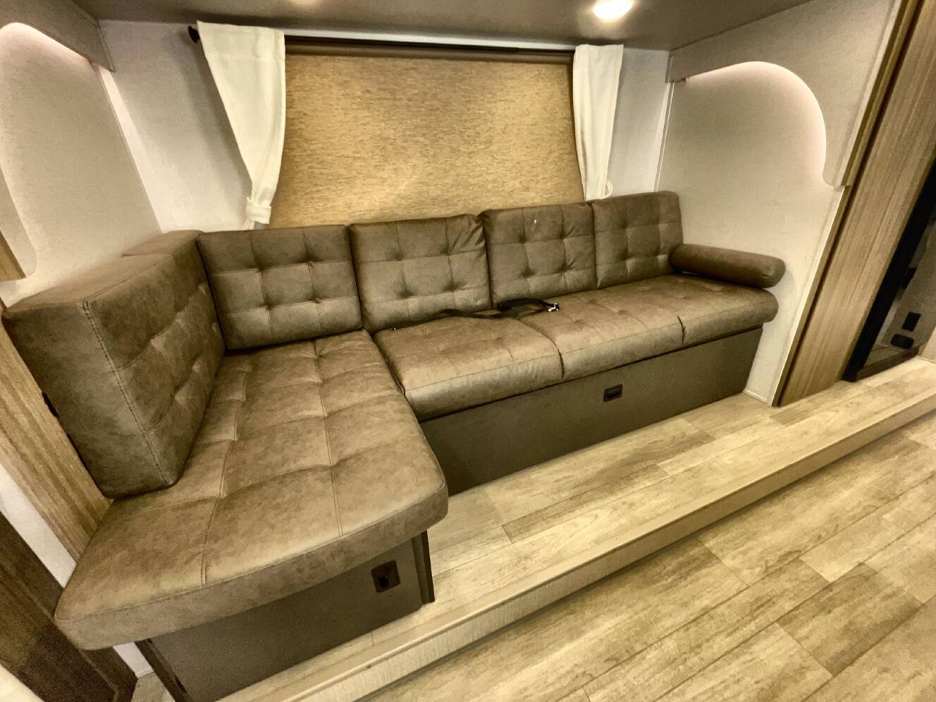 A photo of this 2025 Forest River SALEM CRUISE LITE 22VERANDA