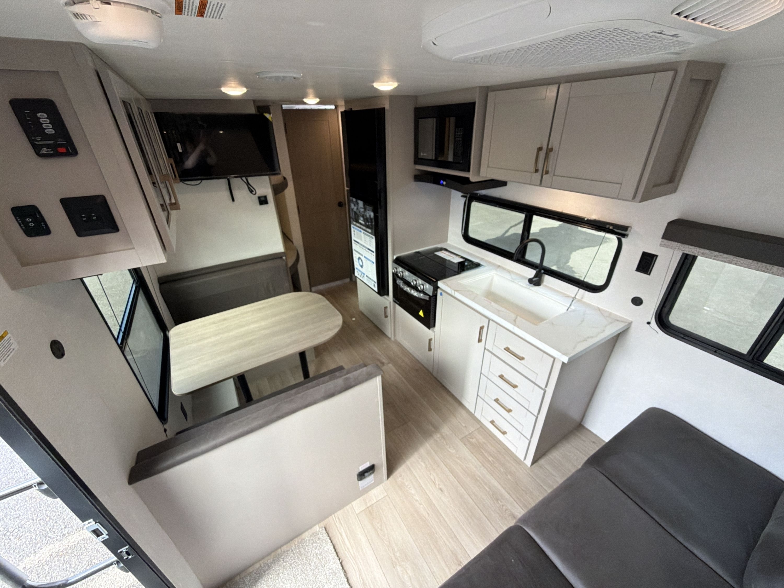 2027 Jayco JAY FLIGHT 260BHW in silverdale WA